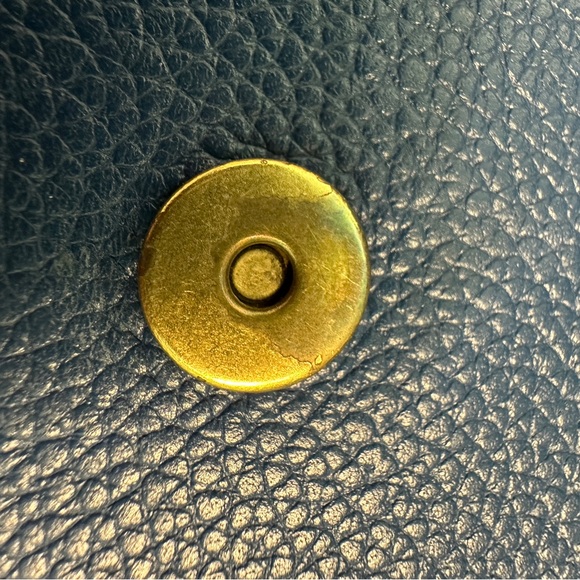 Coach Hayden - Picture 8 of 13